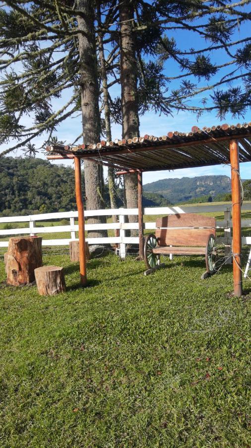 Fazenda Tamandua Casa De Campo - Cabana Coragem Βίλα Rio Rufino Εξωτερικό φωτογραφία